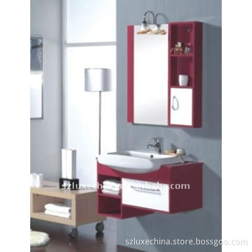Elegant Kitchen Wooden wall mounted Cabinet